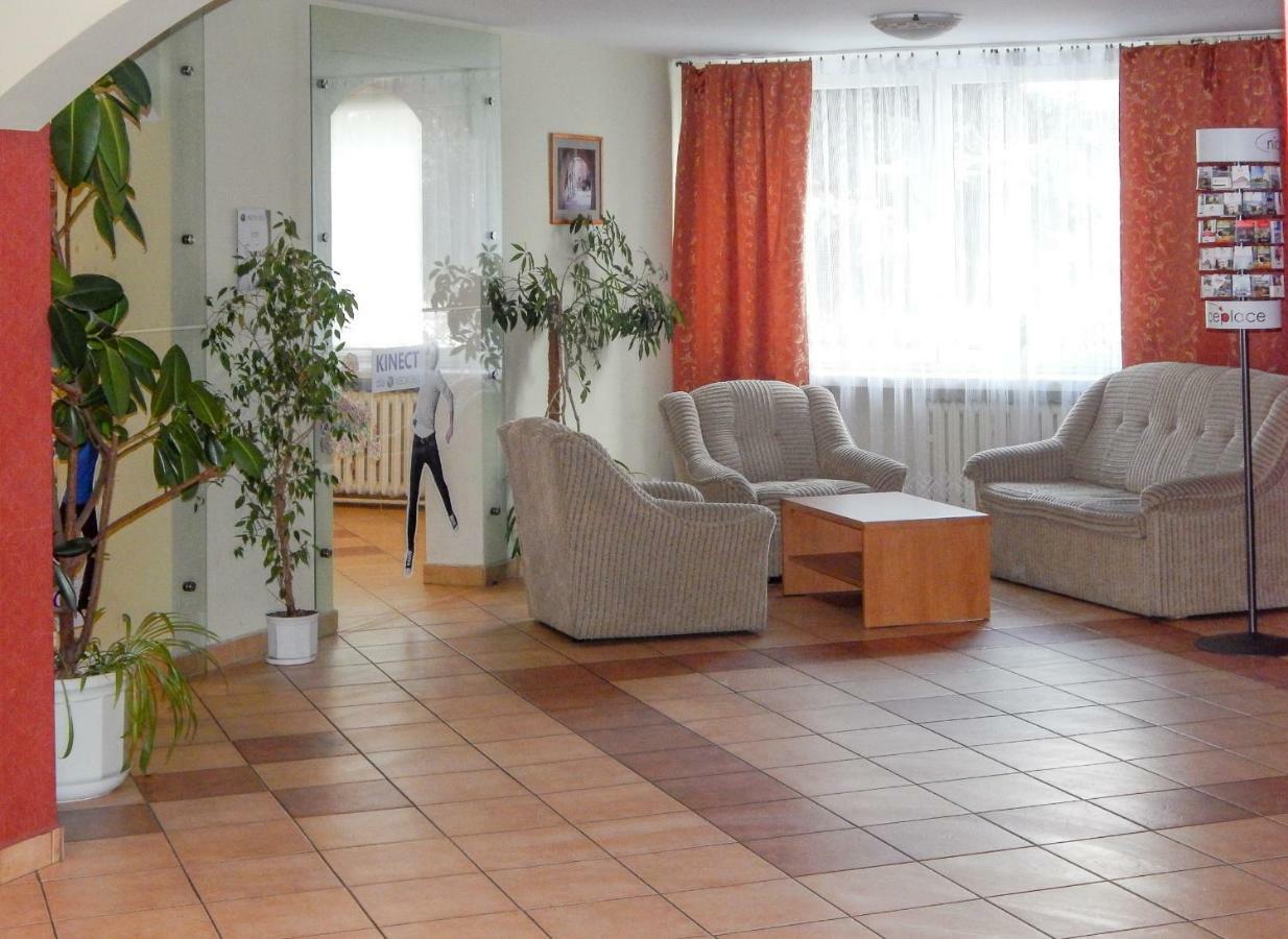 Hotel Rok Krasków Eksteriør bilde